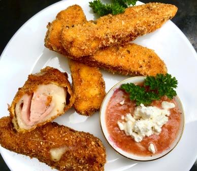 Zucchini in crusta de parmezan si Cordon Bleu